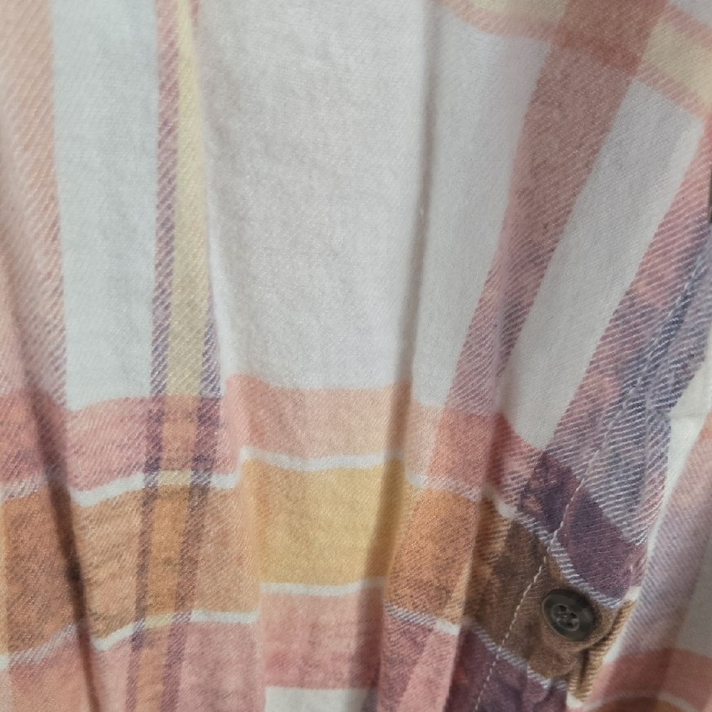 BNWT  Multicolor Flannel Plaid Button Down Shirt - Picture 3 of 5